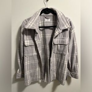 Ardene grey and white plaid shacket. Size small